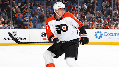 Johnson Embraces Veteran Mentor Role | Philadelphia Flyers