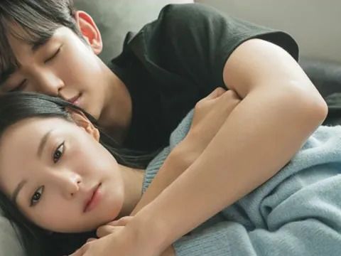 Queen of Tears Episode 15 Recap & Spoilers: Kim Ji-Won & Kim Soo-Hyun’s Love Story Gets Another Twist