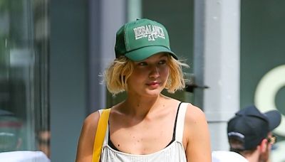 Jennifer Lawrence and Gigi Hadid Are Having a Sk8r Boi Summer in These Trendy Sneakers