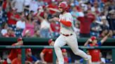 Hoskins logra hit en la 10ma; Filis superan a Nacionales