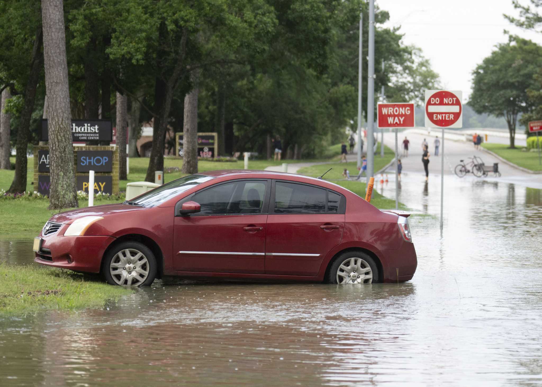 Houston braces for flooding to worsen in wake of storms