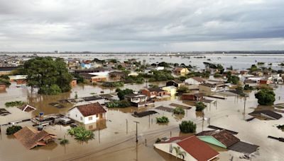 Doações mais urgentes para o RS são de água e roupas | Brasil | O Dia