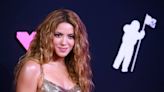 Tras dejar atrás caso de evasión de impuestos, Shakira se distrae en Art Basel en Miami Beach