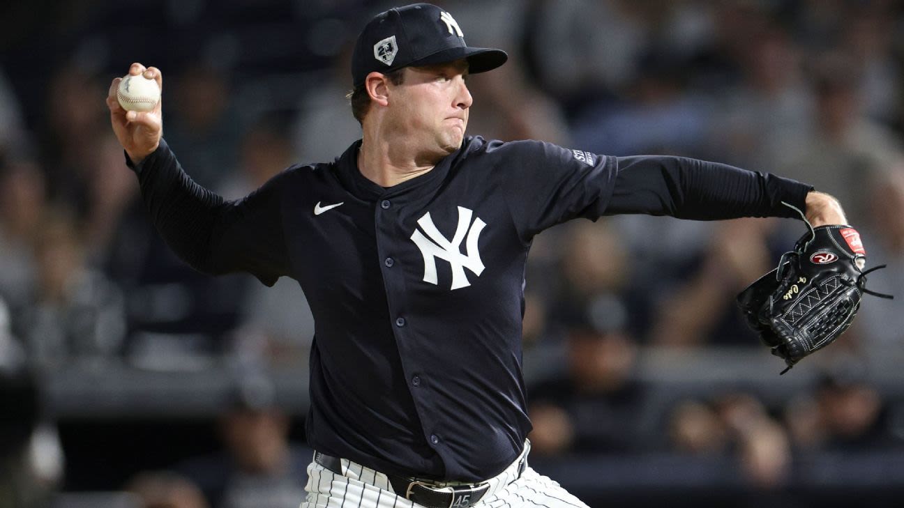 Yanks' Cole takes next step, throws off mound