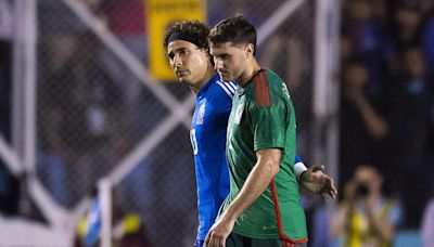 Santiago Giménez y Memo Ochoa apoyan a atletas mexicanos en París 2024