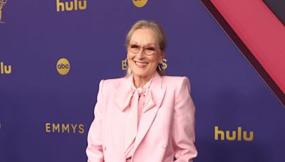 Meryl Streep Is the Queen of the Emmys Red Carpet in Blush Pink Suit