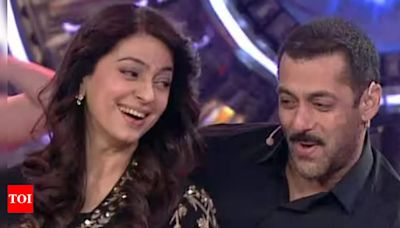 When Salman Khan recalled Juhi Chawla's father's response to marriage proposal: "Don't fit the bill I guess" | Hindi Movie News - Times of India