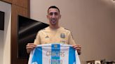 Ángel Di María tuvo su último entrenamiento con la selección argentina y recibió un conmovedor regalo de despedida