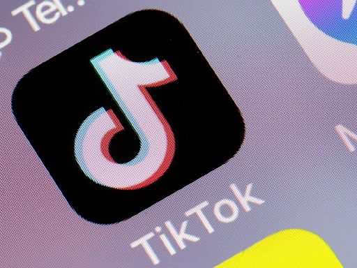 Taylor Swift back on TikTok as Universal reaches deal with platform
