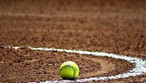 Softball: Willow Hicks, Angela Magyar power Gateway past Amherst 8-1