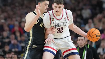 NBA Draft: Why Rockets Should Select UConn's Clingan