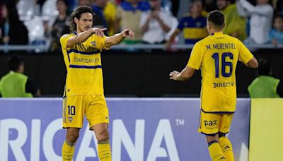 Con un golazo de tiro libre de Cavani, Boca lo ganó en la última jugada y buscará terminar primero en su zona, en la Copa Sudamericana