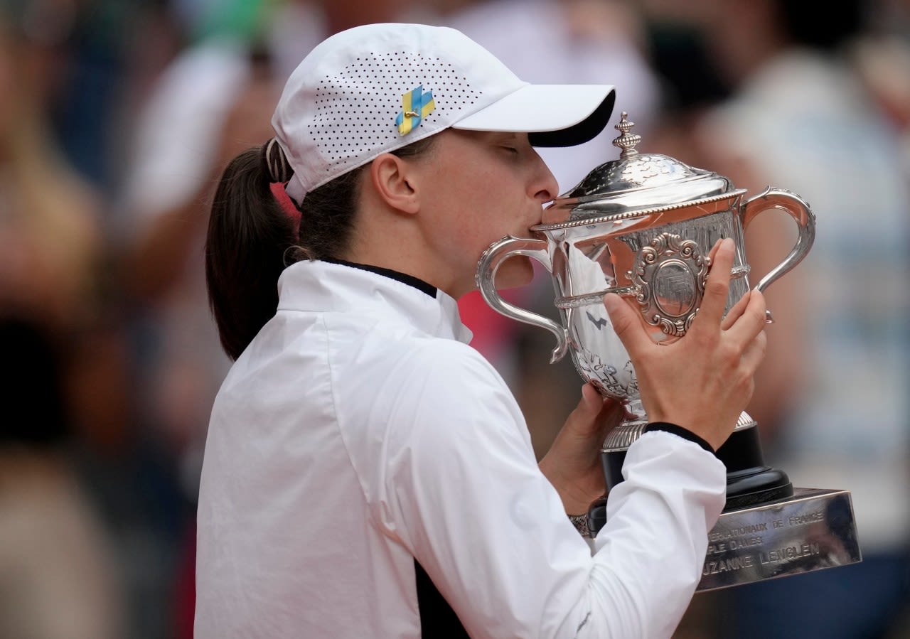 Chris Evert thinks Iga Swiatek could surpass her record of 7 French Open titles