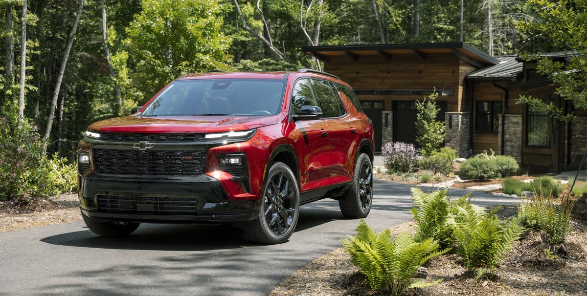 2024 Chevrolet Traverse Squares Up with Turbo Power