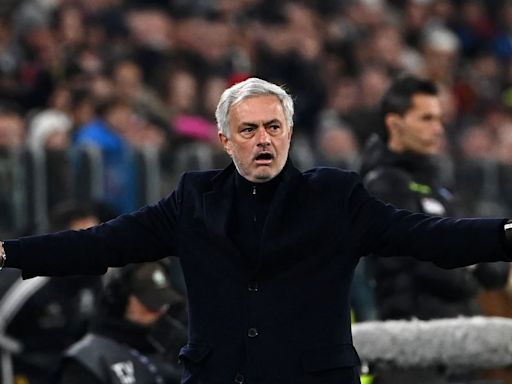 Fenerbahce y Besiktas quieren a Mourinho