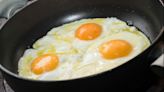 雞蛋被冤枉好久！美研究：吃12顆蛋與吃2顆影響幾乎沒差 「2族群」好膽固醇還反上升