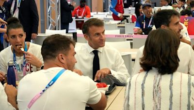 Macron dice que Francia está "lista" para acoger los Juegos de París-2024