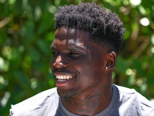 Tyreek Hill spent the night responding to haters after getting No. 1 in NFL Top 100 players of 2024 over Patrick Mahomes