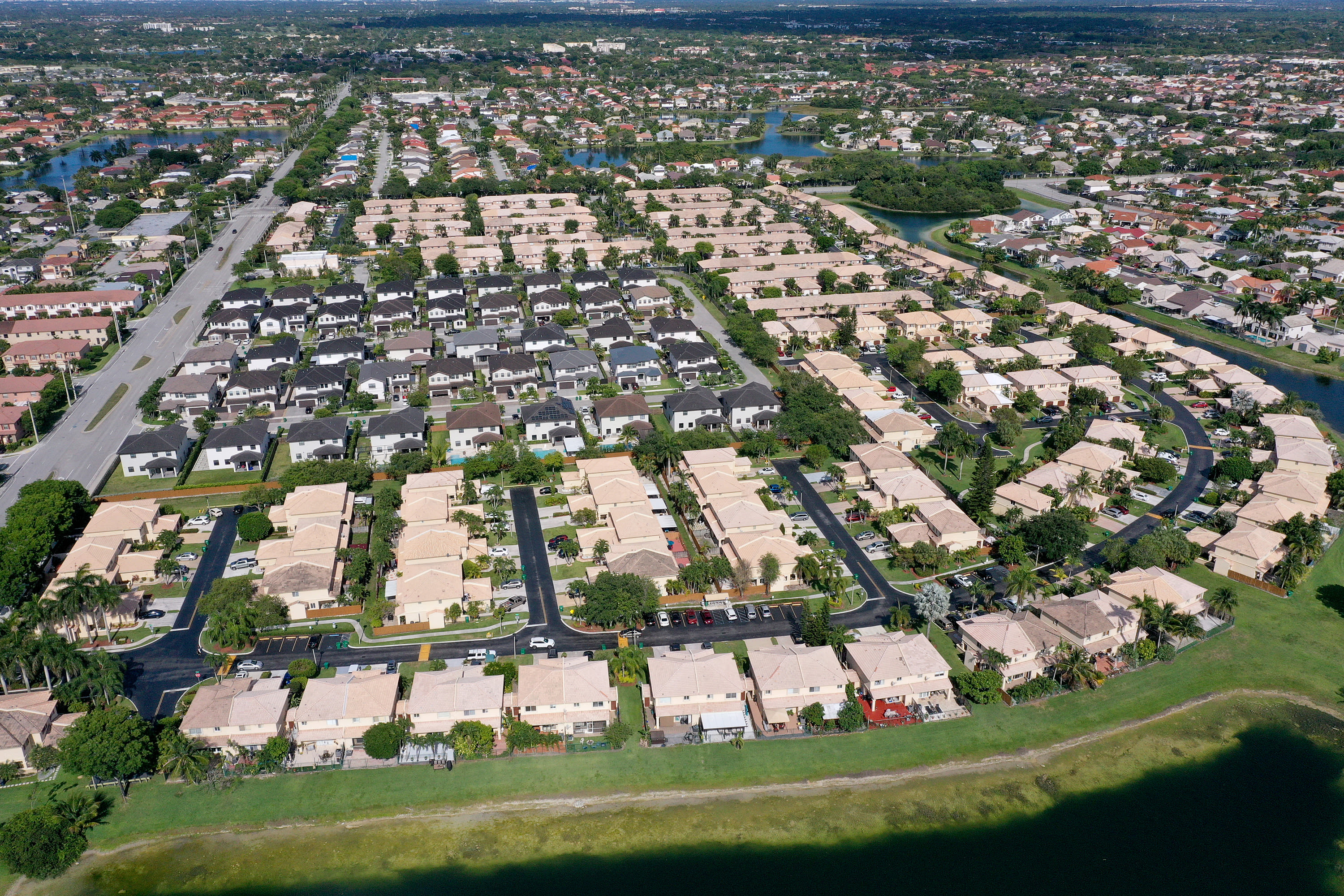 Florida housing market "getting crazy" as inventory triples