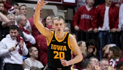 Hawkeyes: Sandfort goes with his gut in returning to Iowa