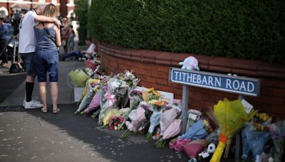 Una tercera niña murió en el Reino Unido tras uno de los peores ataques contra menores en décadas