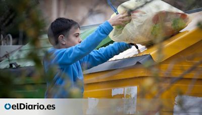 Un estudio desafía las cifras oficiales de reciclaje de botellas de plástico en España: solo se recupera un tercio