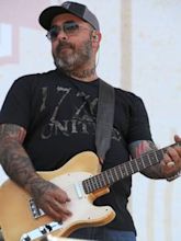 Aaron Lewis