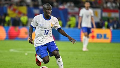 Campeão do mundo com a França, Kanté é prioridade na lista de reforços do Barcelona