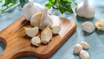 9 Health Benefits Of Eating A Clove Of Garlic Every Morning