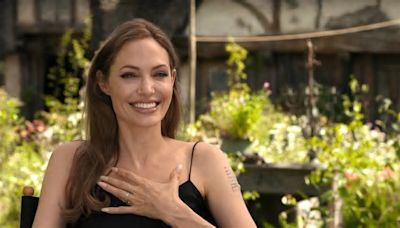 Cleopatra: il film con Angelina Jolie doveva essere un "thriller politico" e mostrare le storie d'amore