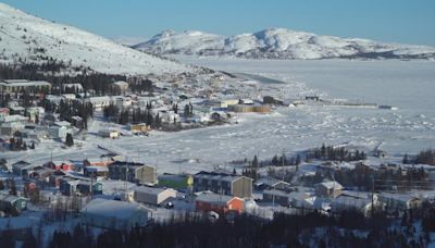 Facing 'maternal evacuation,' Inuit women on Labrador's north coast want midwifery at home