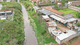 Desbordamiento de Arroyo seco deja daños a menaje en viviendas