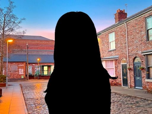 Corrie filming pictures confirms major character return - with a twist