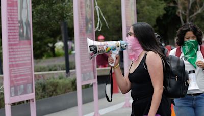 Feministas demandan pronunciamiento del gobierno mexiquense tras 4 feminicidios en Toluca