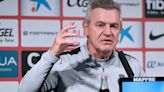 Javier Aguirre: "El Atlético de Madrid exige mucho, te lleva al límite"