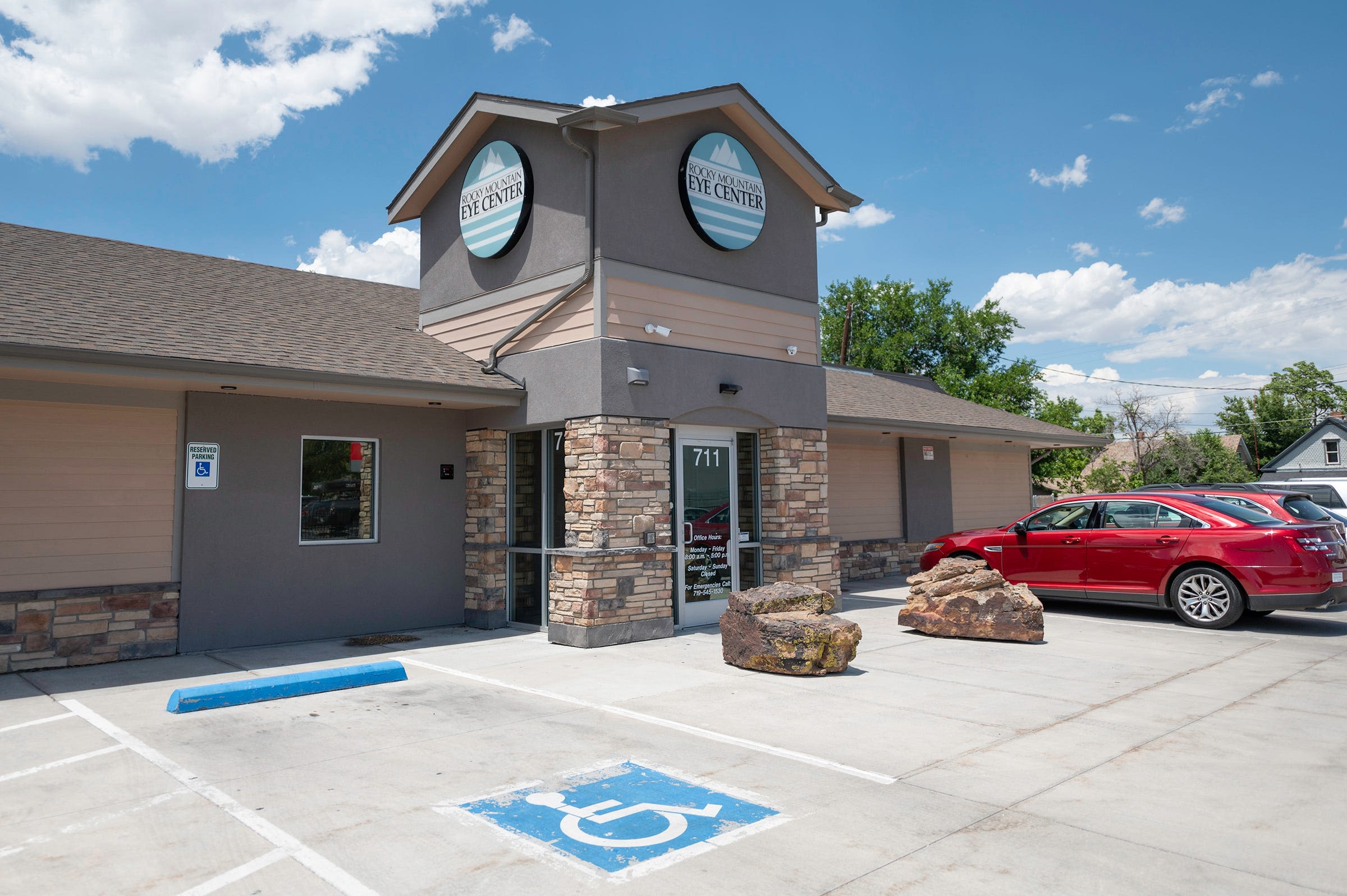 Rocky Mountain Eye Center is filing for bankruptcy; all Pueblo clinics will close July 31