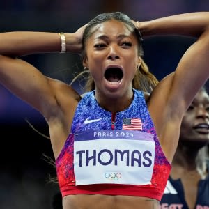 Florence’s Gabby Thomas cruises to gold medal in 200 meters at 2024 Paris Olympics