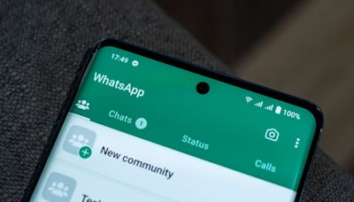 WhatsApp tests more convenient video message replies in latest update