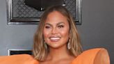 Chrissy Teigen Just Inspired Our Spring Haircut With This Textured Lob