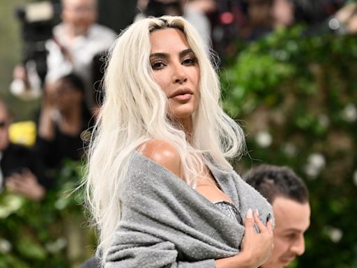 Kim Kardashian compartió su rutina de ejercicios para mantenerse en forma a los 43 años - La Opinión