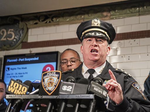 ‘I like his style’: Mayor Adams defends NYPD chief of patrol amid social media controversy | amNewYork