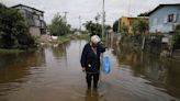 En Quilmes, al temporal se sumó la crecida: voladura de techos, inundaciones y temor a una nueva tormenta