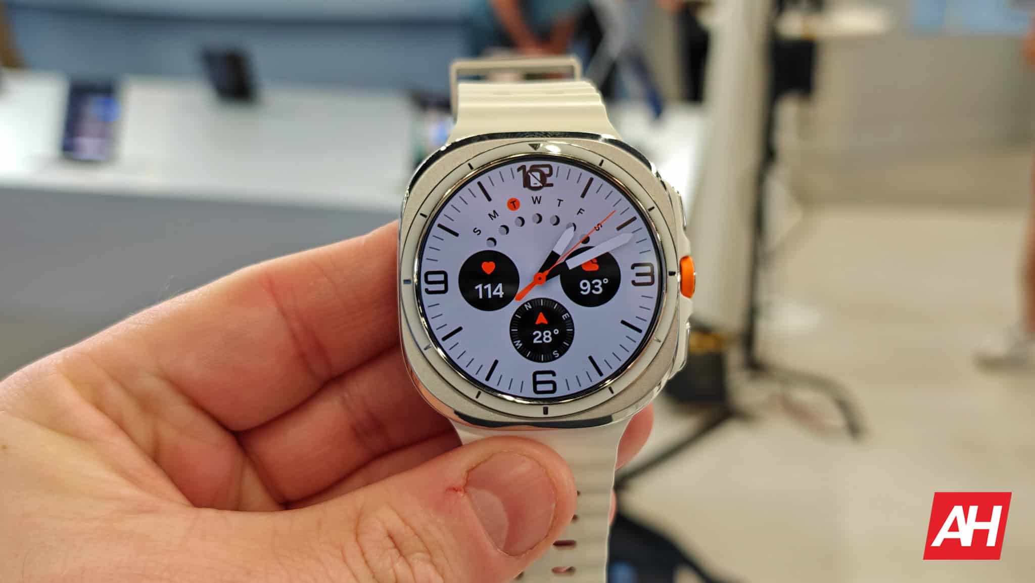 Wear OS 5 may get Bluetooth LE Audio for improved battery life