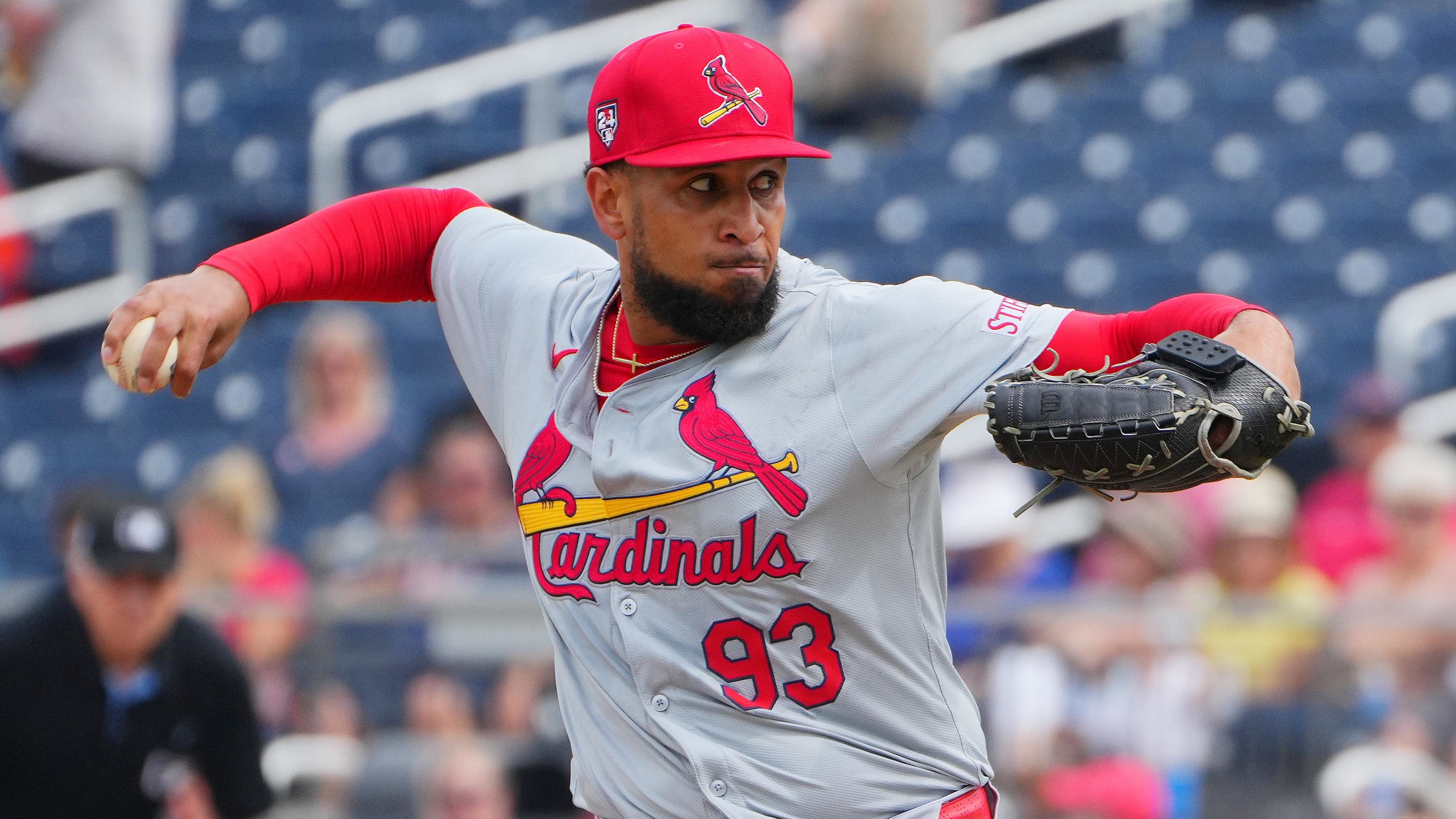 Cardinals Top Bullpen Addition Reached Major Milestone Showing Return Is Near