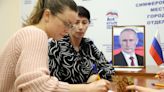 Putin election slogan warns 'Russia's borders do not end anywhere'