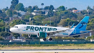 United Airlines CEO Slams Spirit, Frontier for Mistreating Customers