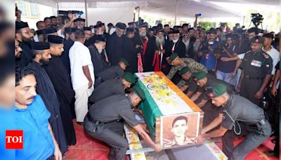 Heroic Soldier Thomas Cherian Laid to Rest in Military Honors at Special Vault | - Times of India