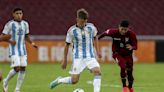 2-1. Un doblete de Santiago López le da a Argentina el triunfo ante Venezuela