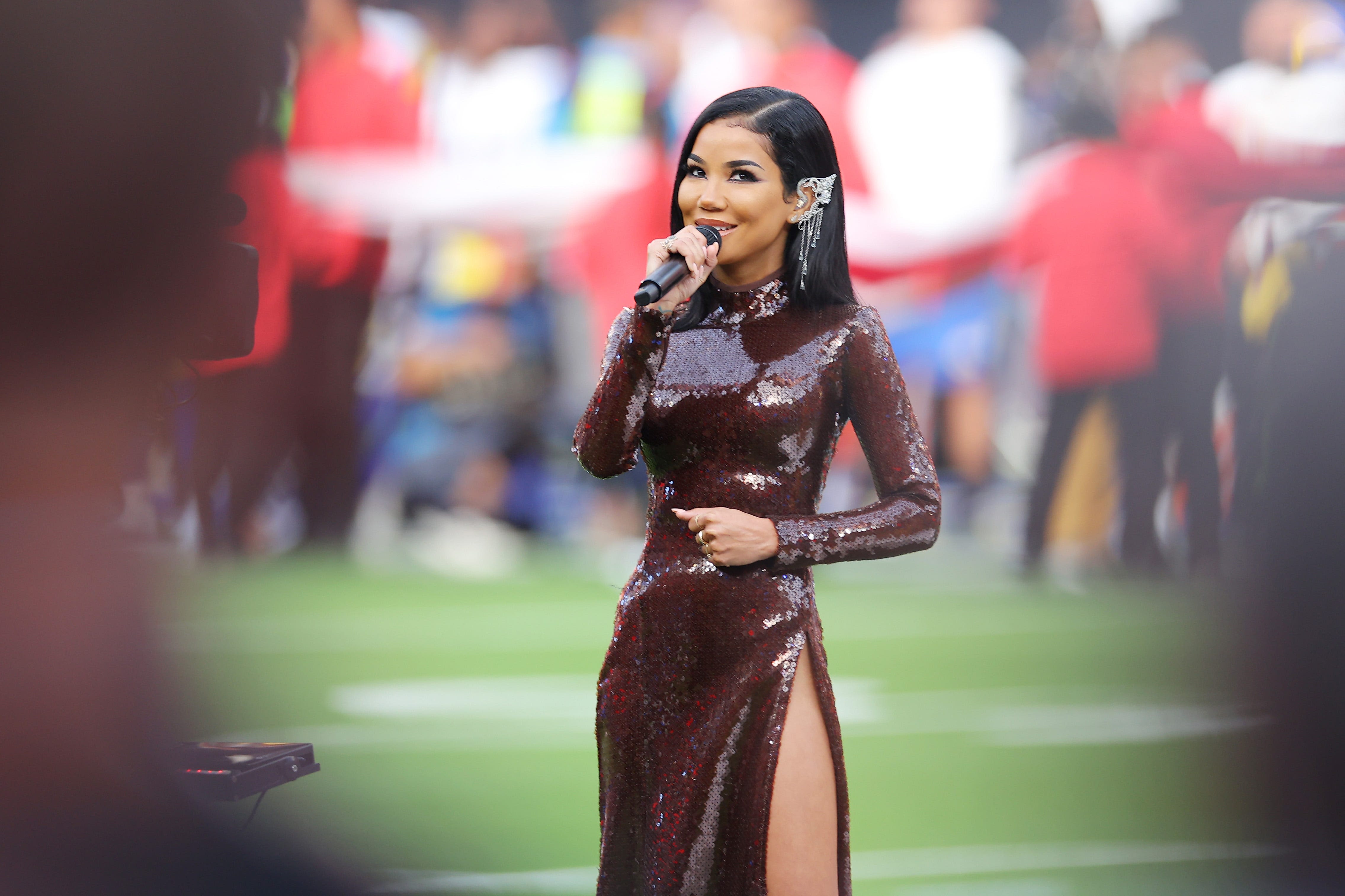 Rapper, R&B star Jhené Aiko visits Tallahassee, spotted at locally owned CBD stores