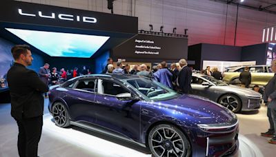 Lucid to Cut 400 Jobs in Latest Sign of Stress for EV Market
